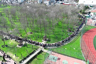 KÂĞITHANE’DE GELENEKSEL SUCUK EKMEK FESTİVALİ COŞKUYLA GERÇEKLEŞTİ